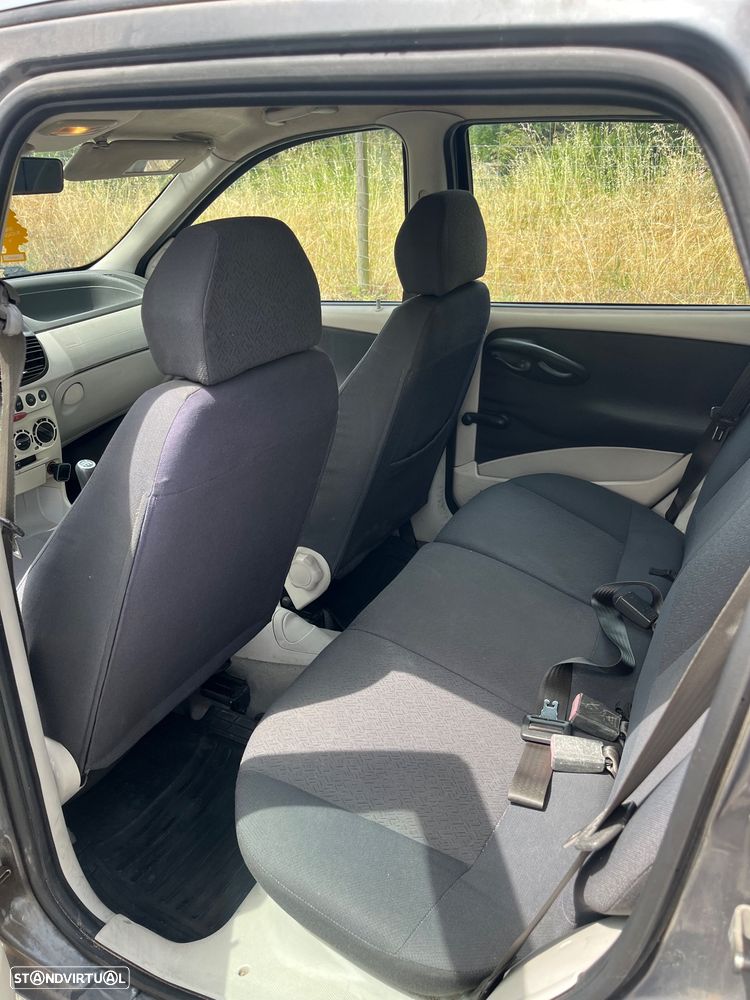 Fiat Punto 70 JTD Multijet Dynamic - 8