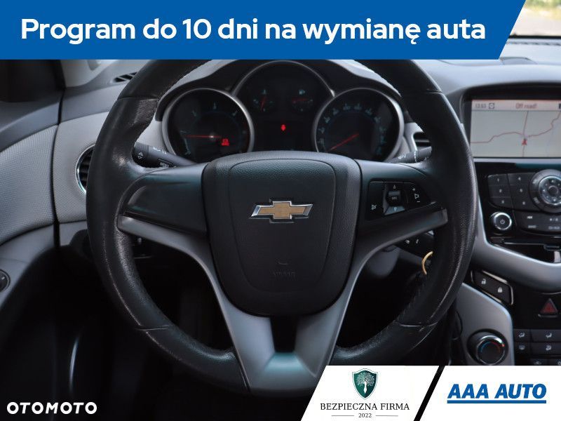 Chevrolet Cruze - 20