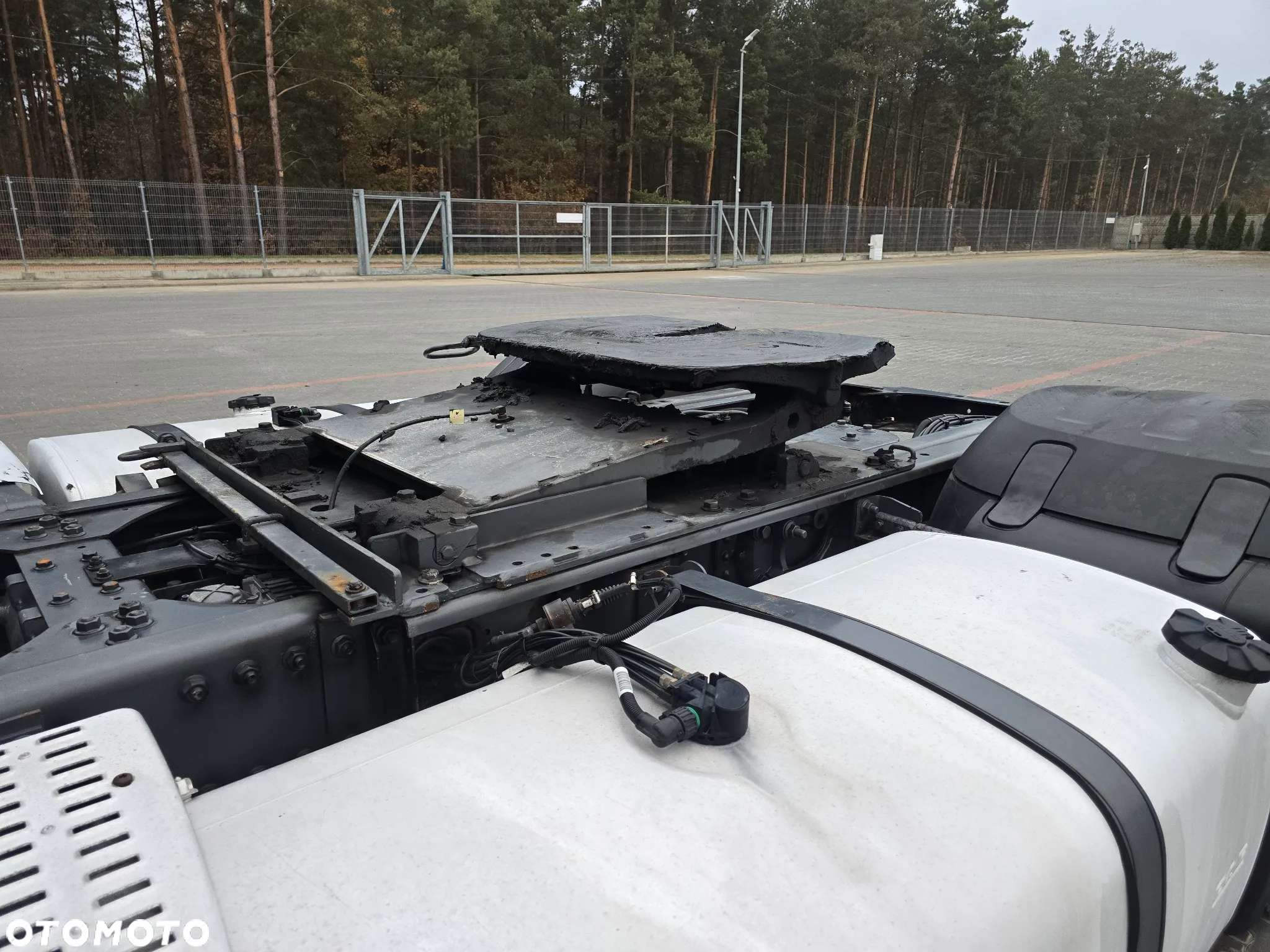 DAF XF 460 Super Space Cab Low Deck Mega/Standard siodło podnoszone - 12