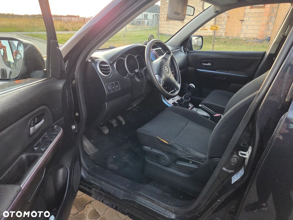 Suzuki Grand Vitara 2.0 Comfort - 12