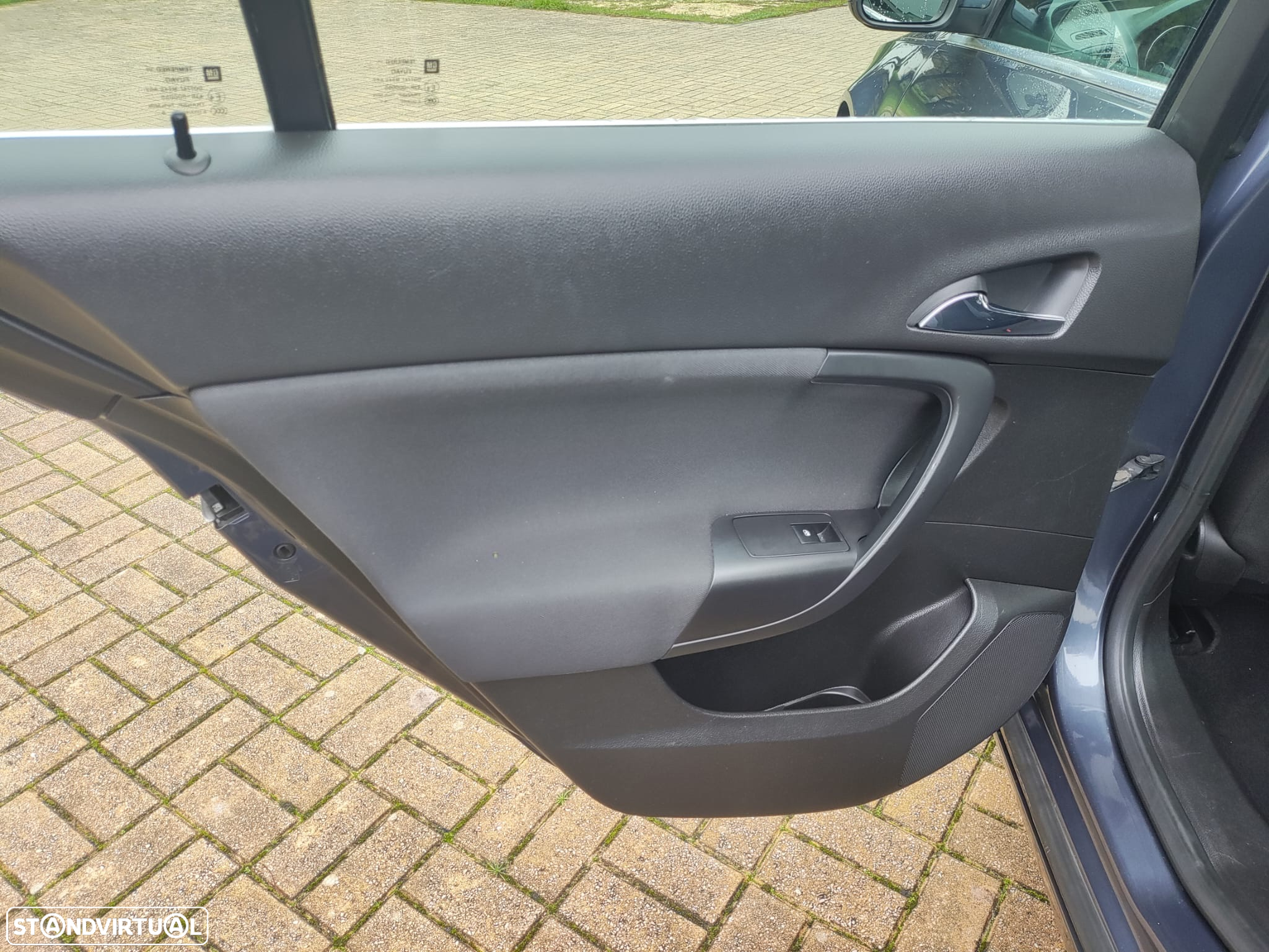 Opel Insignia 2.0 CDTi Cosmo ecoFLEX - 33