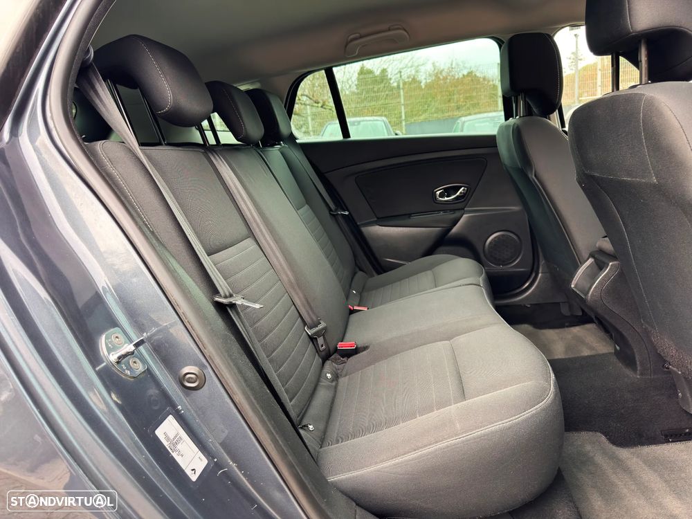 Renault Mégane Sport Tourer 1.5 dCi Limited - 23