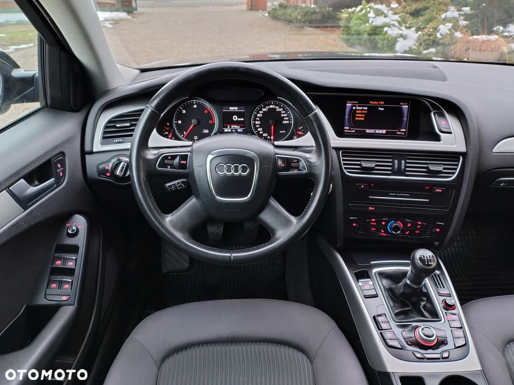Audi A4 Avant 2.0 TDI DPF Attraction - 13