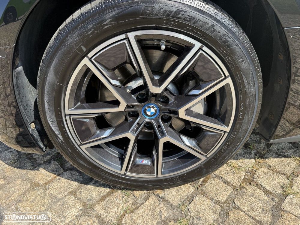 BMW i4 eDrive35 Pack Desportivo M - 44