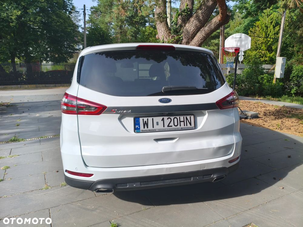 Ford S-Max - 9