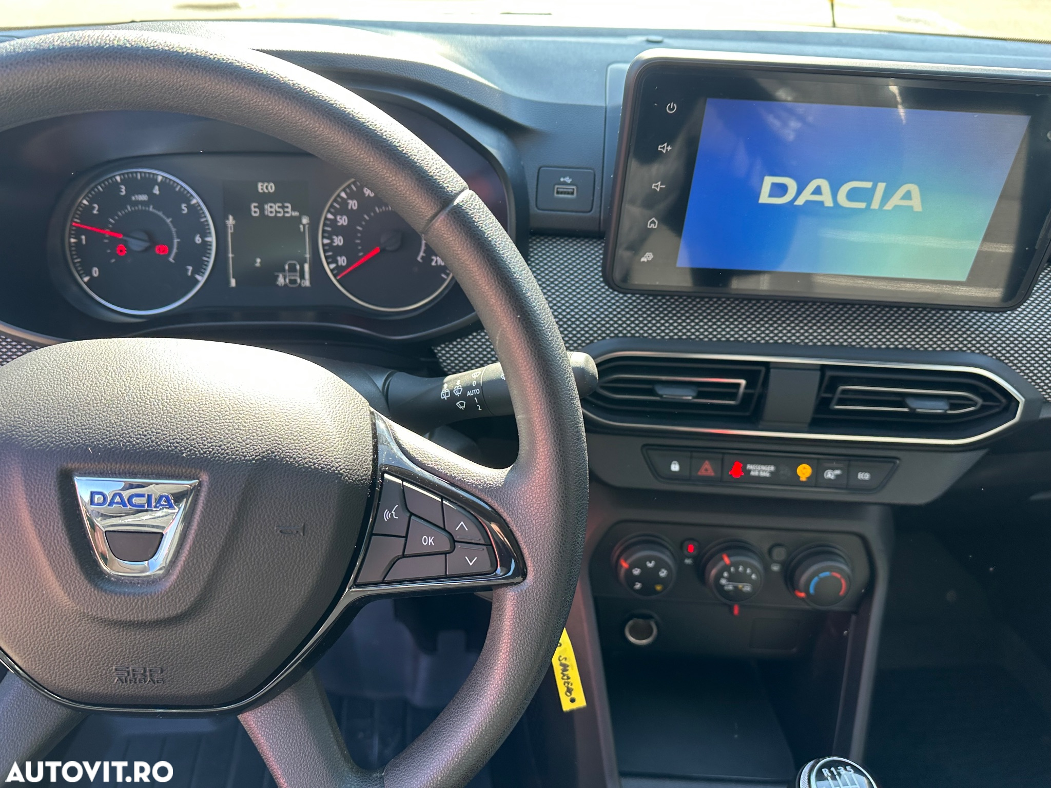 Dacia Sandero TCe 90 MT5 Expression - 10
