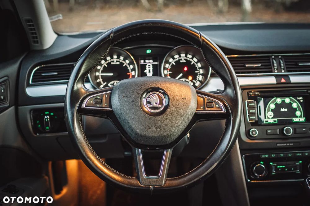 Skoda Superb 1.6 TDI Exclusive - 23