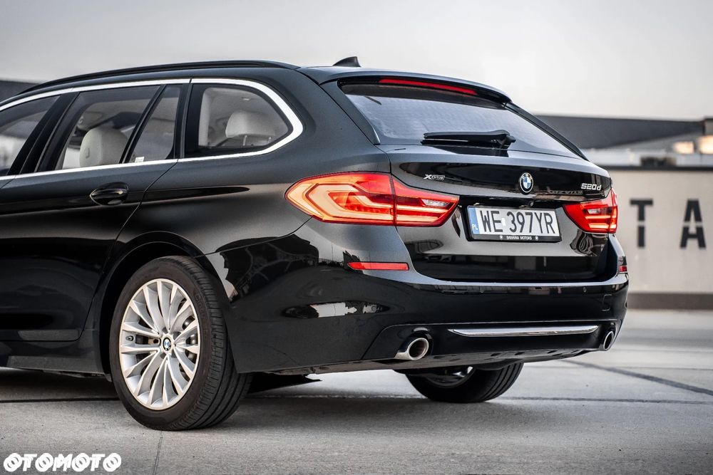 BMW Seria 5 520d Luxury Line - 7