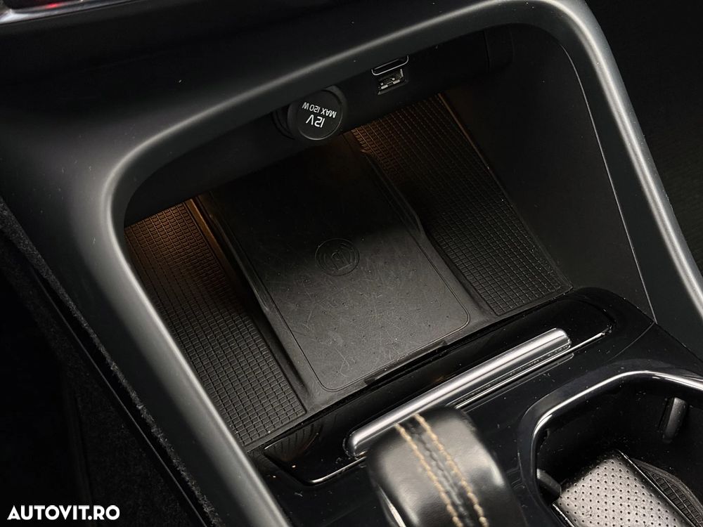 Volvo XC 40 D3 AWD R-Design - 27