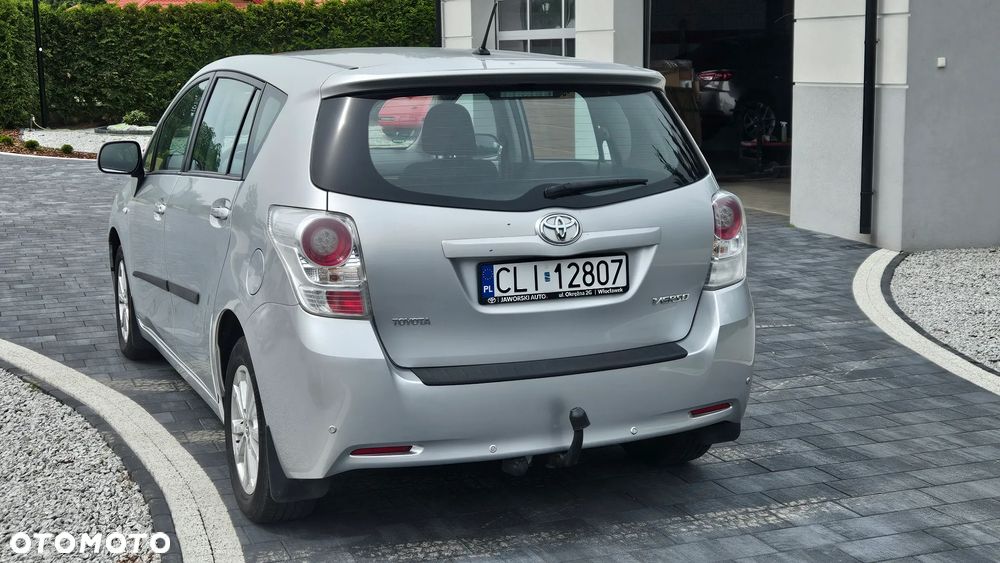 Toyota Verso - 5