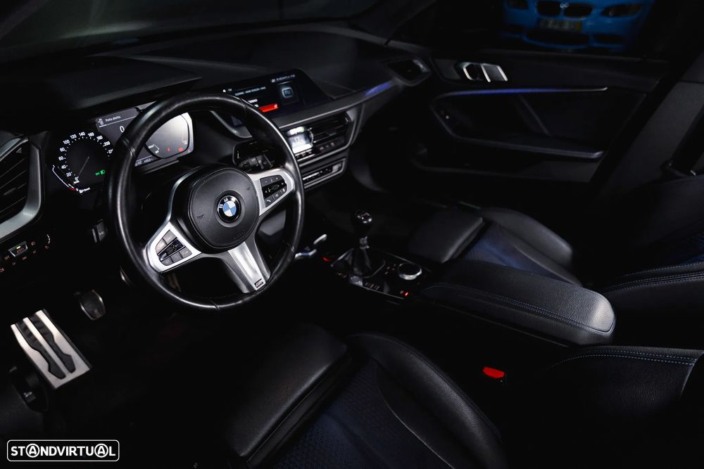 BMW 116 d Pack M Shadow - 18