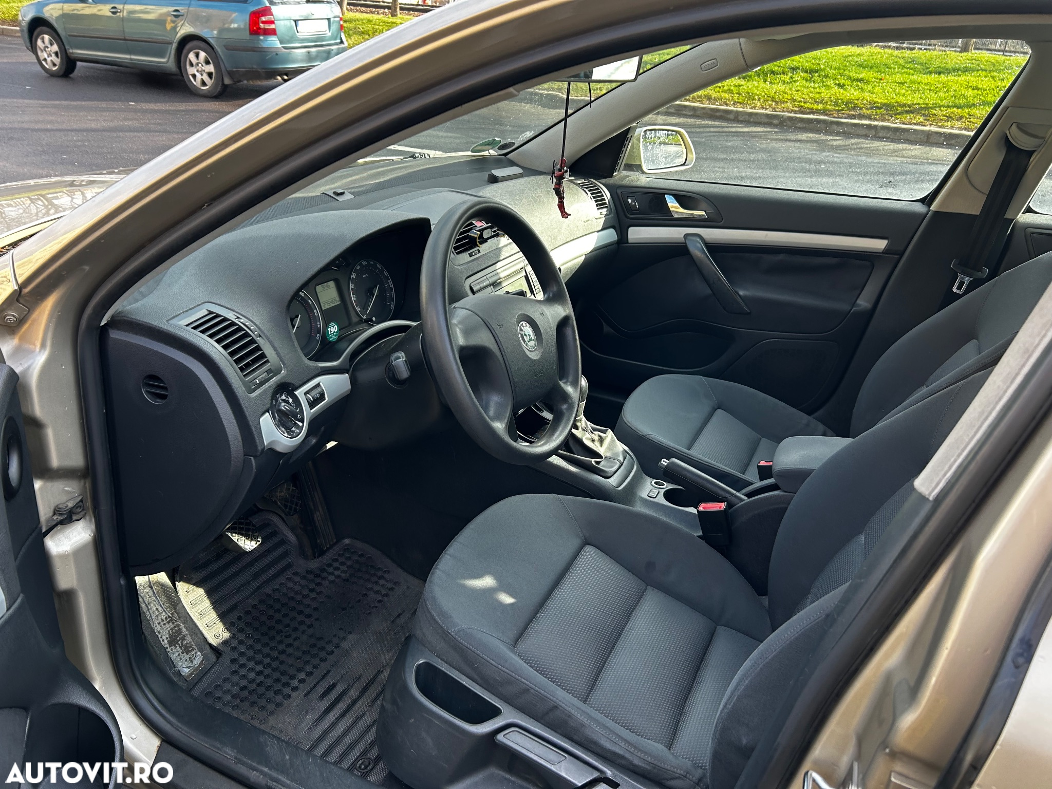 Skoda Octavia - 7