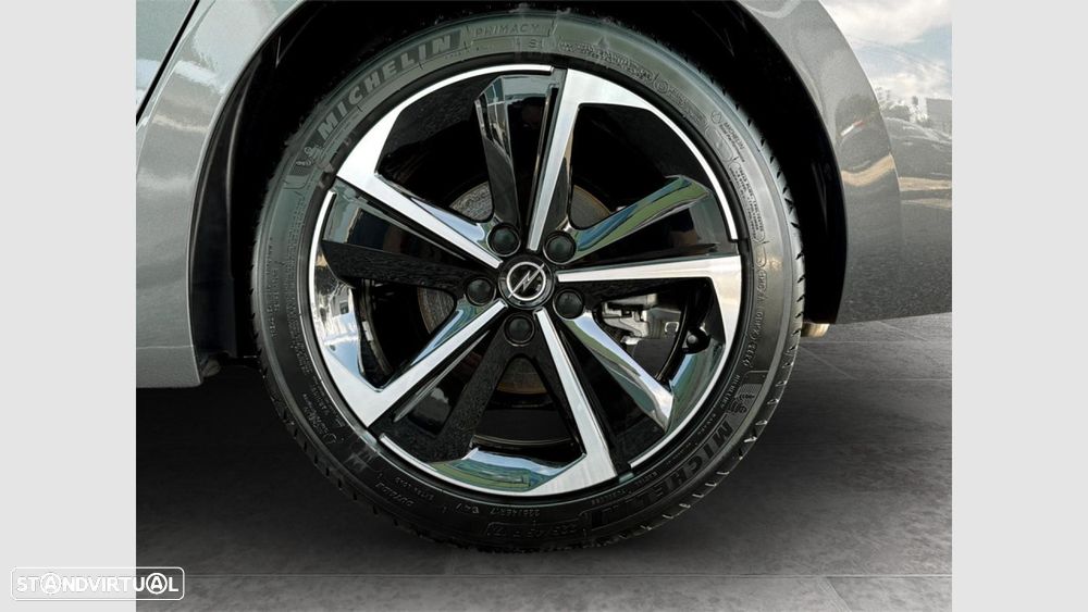 Opel Astra 1.2 T GS Aut. - 23