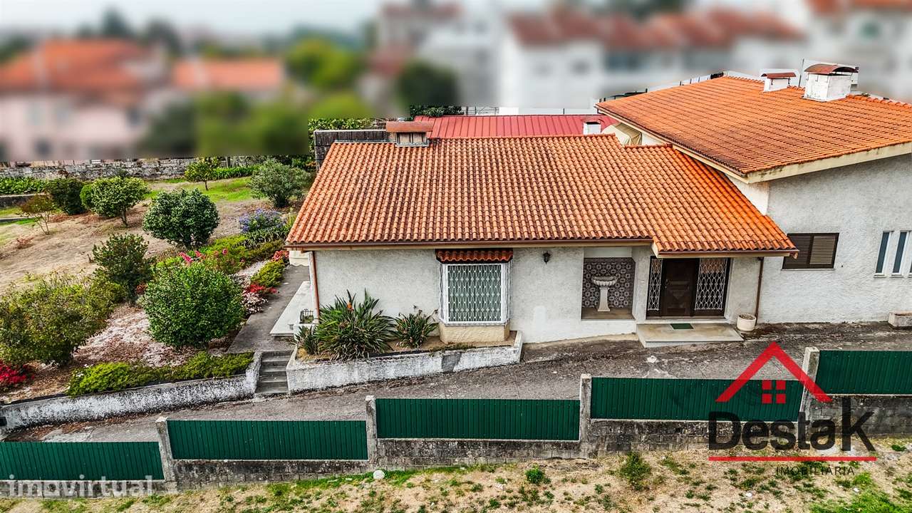 Moradia Isolada V6 com 2.200 m² de terreno a 5 minutos do centro de Vi - Grande imagem: 2/43
