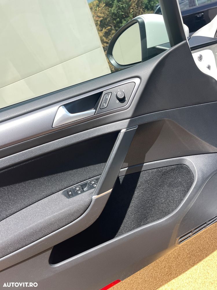 Volkswagen Golf 1.2 TSI BlueMotion Technology Lounge - 31