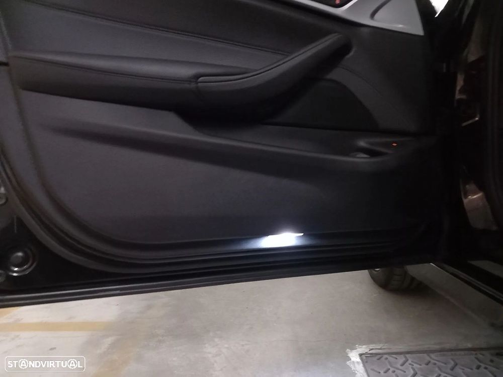 BMW 520 d Line Luxury Auto - 27