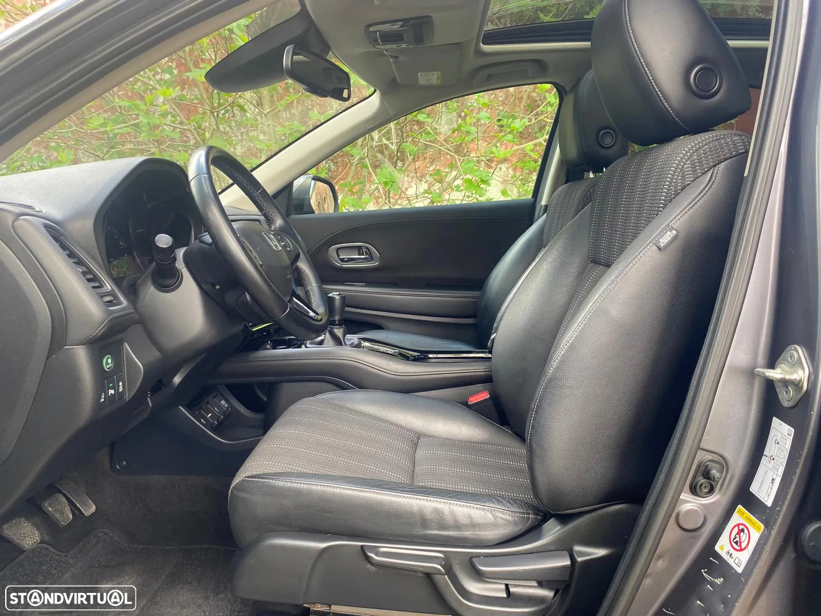 Honda HR-V 1.5 i-VTEC Executive - 9