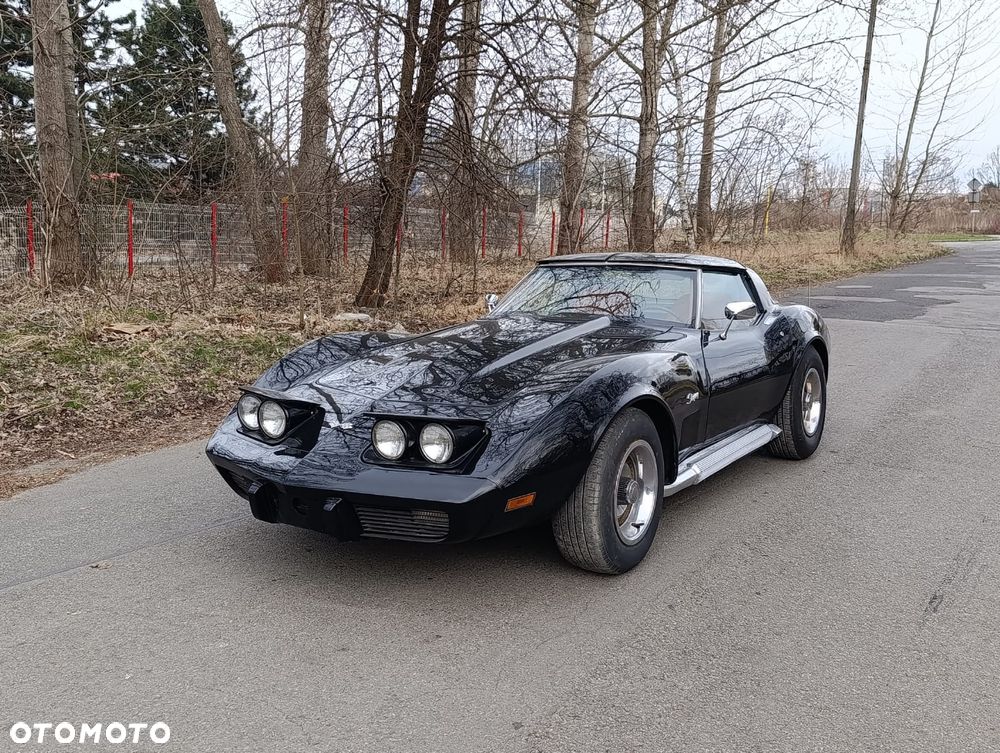 Chevrolet Corvette - 9