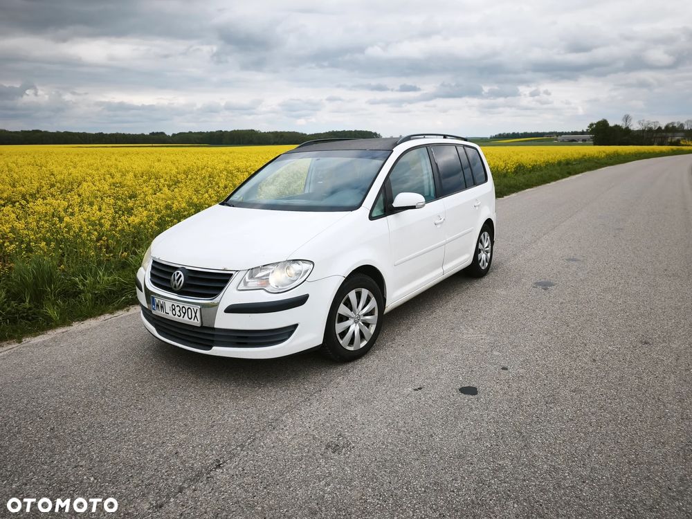 Volkswagen Touran 1.9 TDI Highline - 3