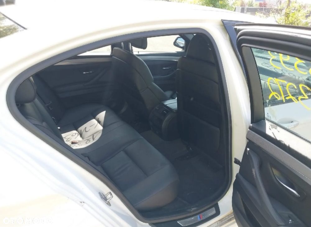 BMW Seria 5 535i xDrive - 10