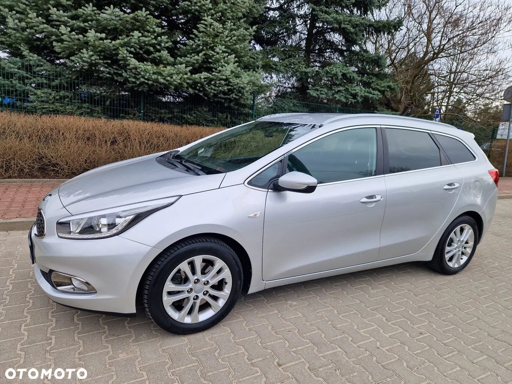 Kia Ceed 1.6 GDI L - 1