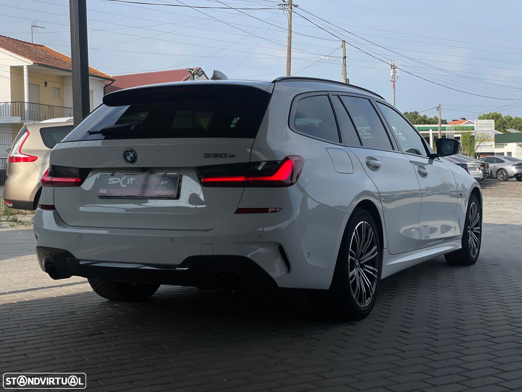 BMW 330 e Touring Pack Desportivo M Pro Auto - 8