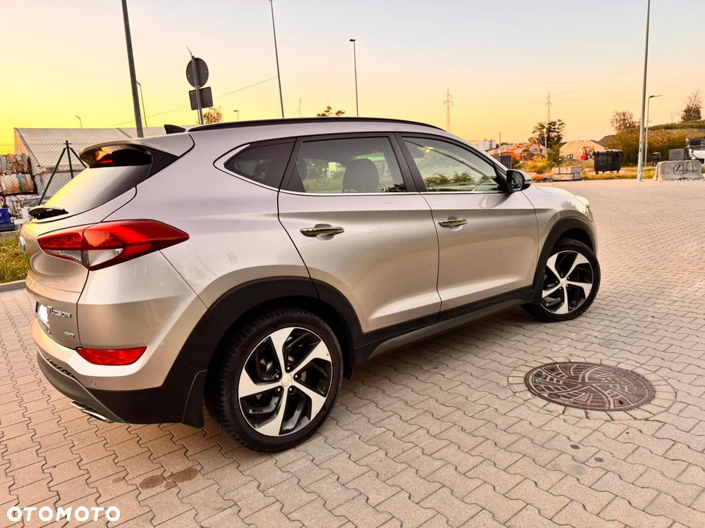 Hyundai Tucson 2.0 CRDI Premium 4WD - 2