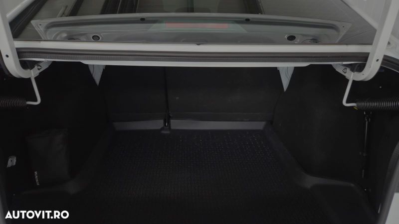 Dacia Logan ECO-G 100 MT6 Prestige+ - 9