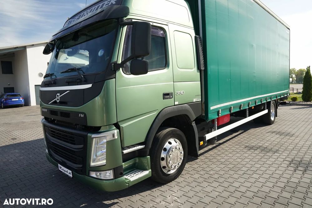 Volvo FM 330 / 4x2 / CAMION RIGID / SUPRASTRUCTURĂ CU PRELATĂ (CURTAINSIDER) - 7,8 m / LIFT HIDRAULIC - 2.000 kg / I-SHIFT / EURO 6 - 10