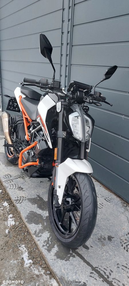 KTM Duke - 22