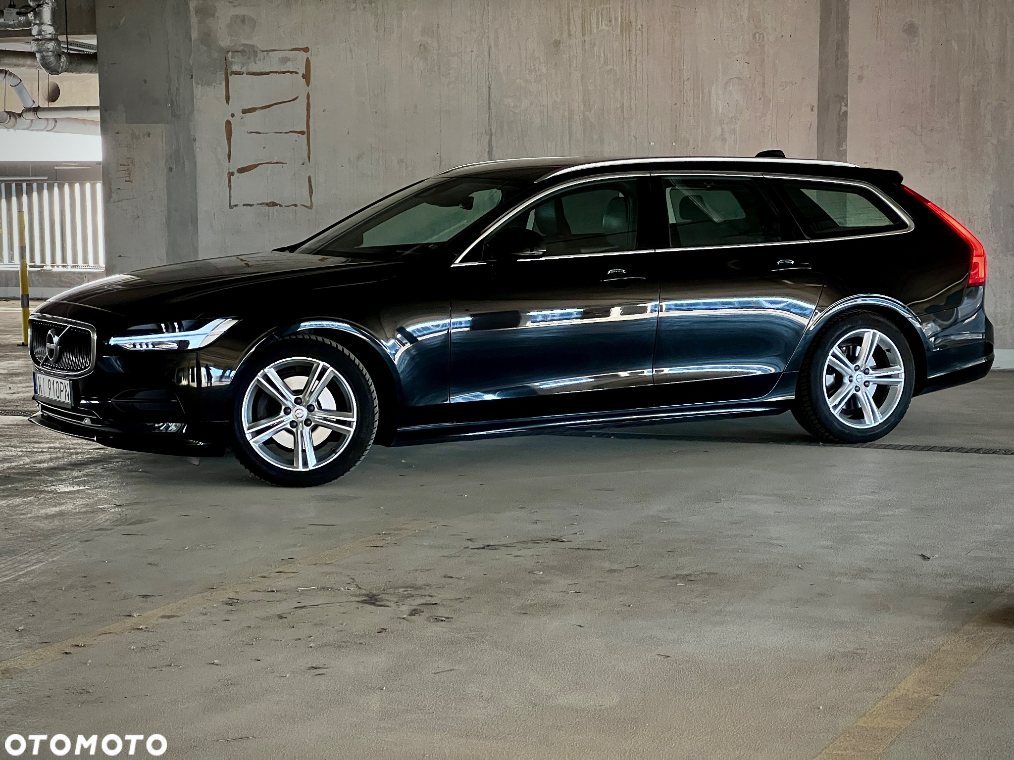 Volvo V90 D4 AWD Geartronic Inscription - 4