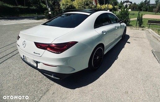 Mercedes-Benz CLA 200 4-Matic AMG Line 8G-DCT - 4