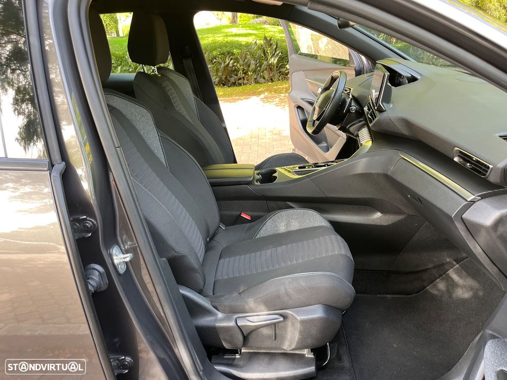 Peugeot 3008 1.6 Hybrid Active Pack e-EAT8 - 29
