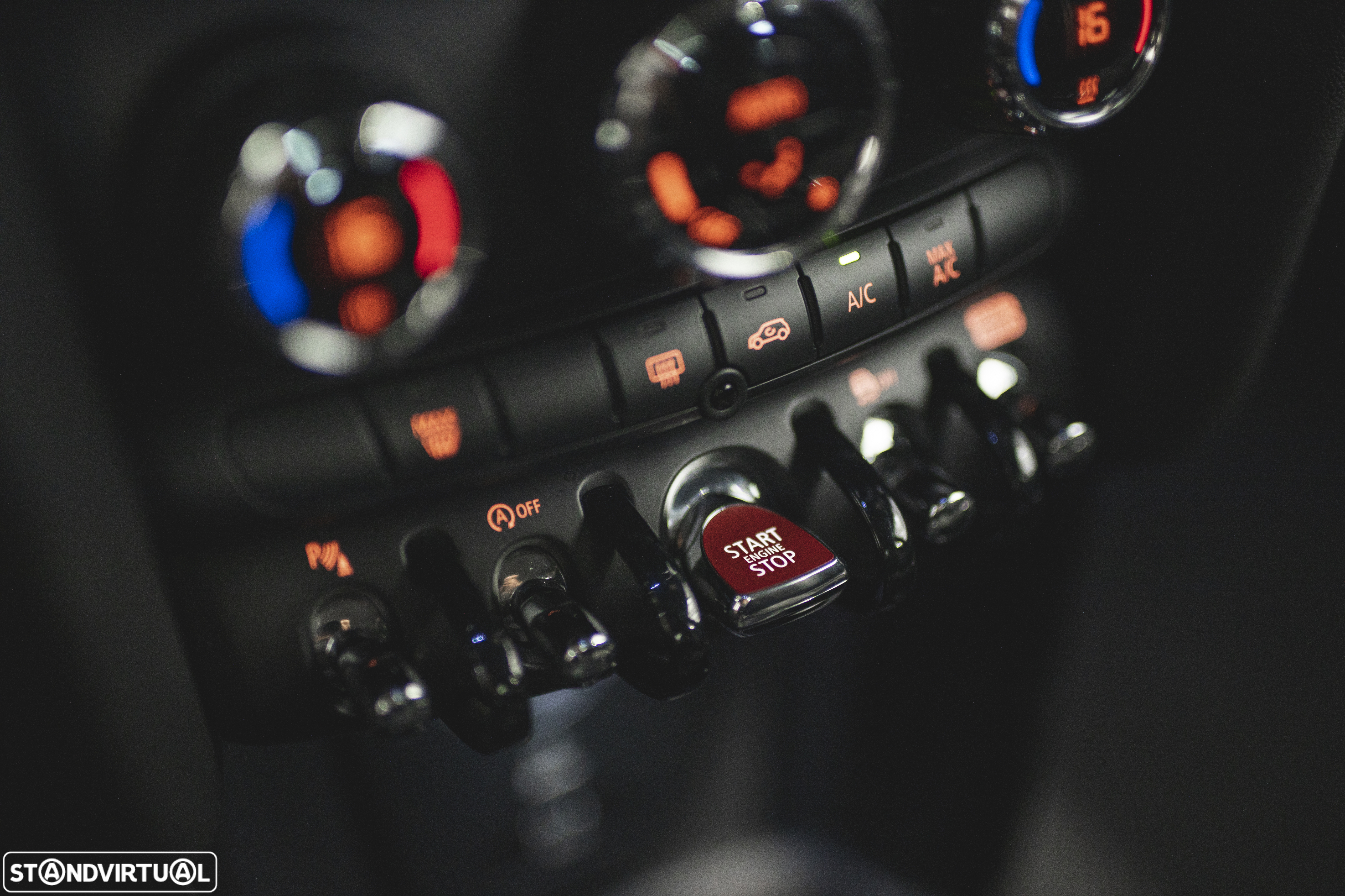 MINI 3 Portas John Cooper Works Auto Desportiva - 23