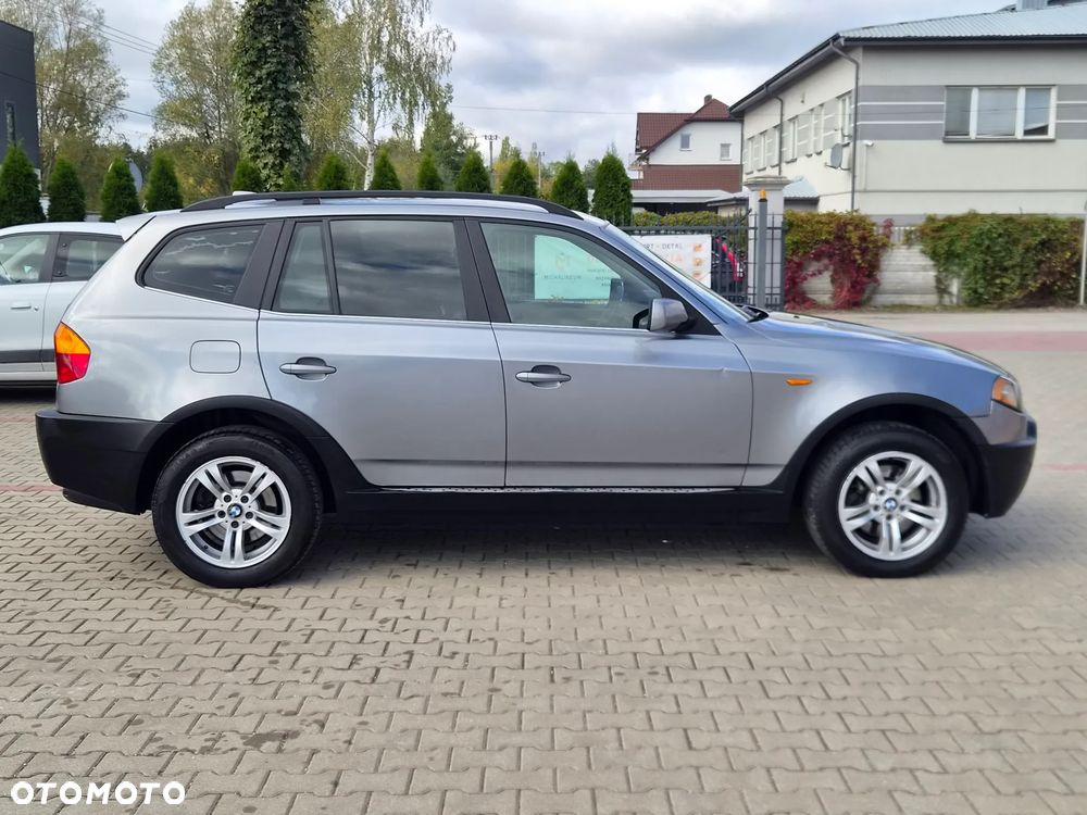 BMW X3 2.5i - 11