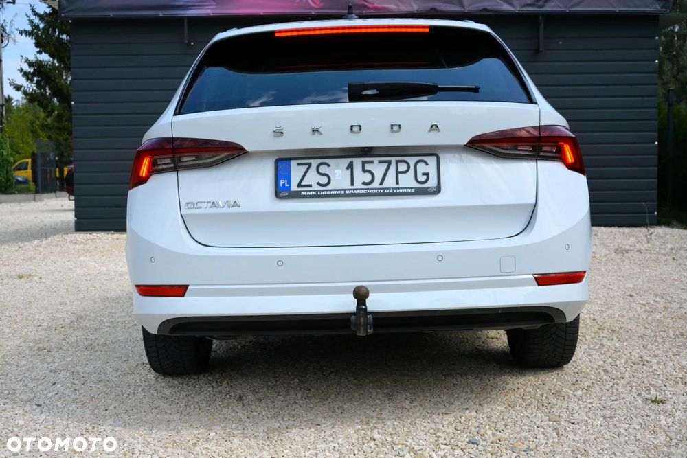 Skoda Octavia 2.0 TDI SCR Style DSG - 8