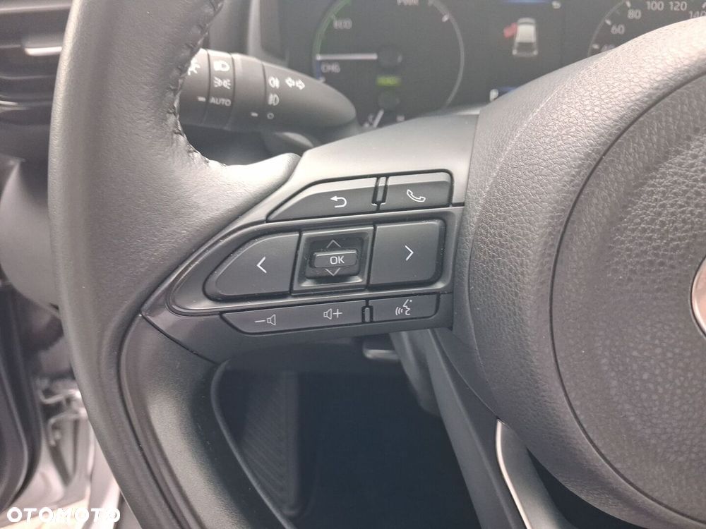 Toyota Yaris - 25