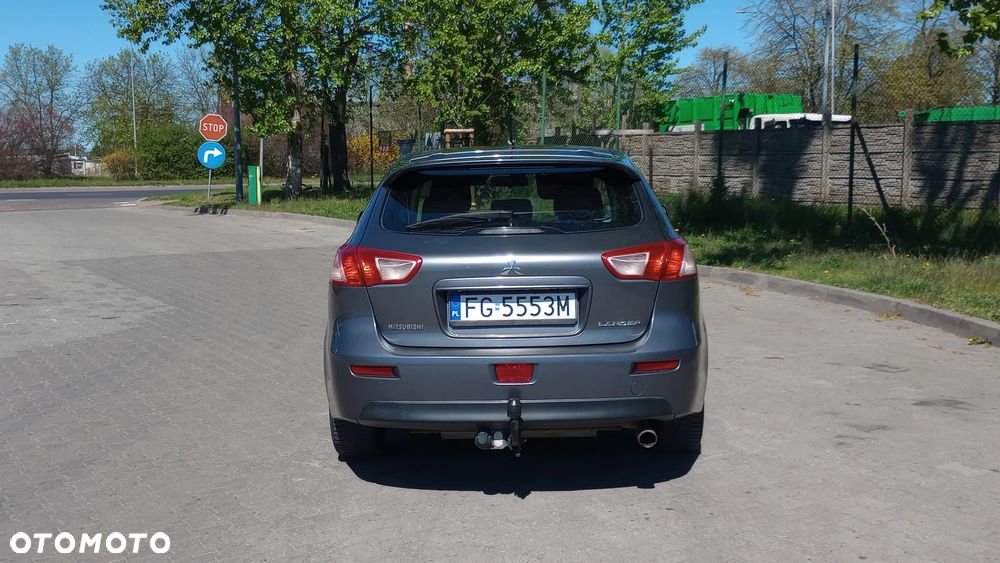 Mitsubishi Lancer 1.5 Invite - 7