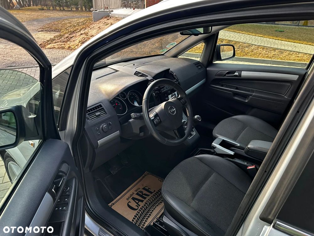 Opel Zafira 1.9 CDTI Innovation - 8