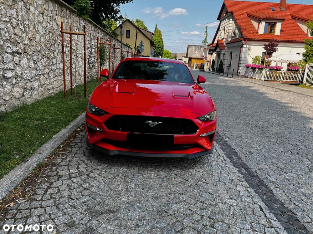 Ford Mustang - 1