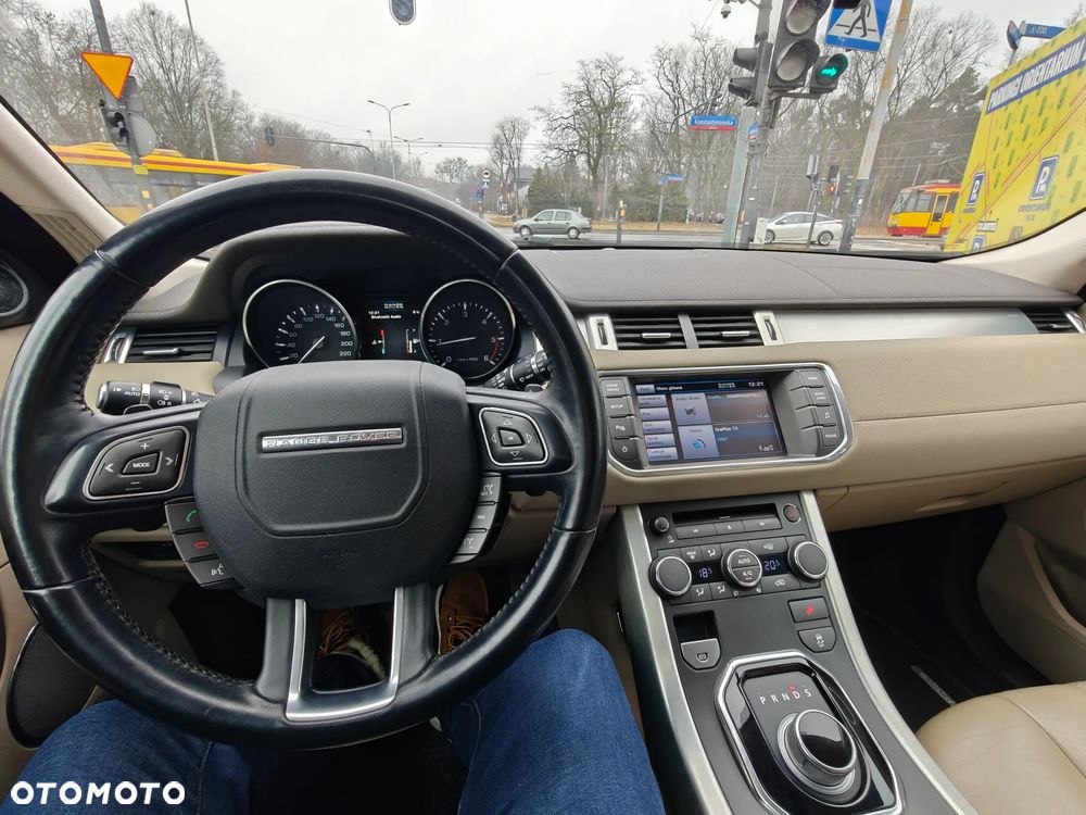 Land Rover Range Rover Evoque - 11