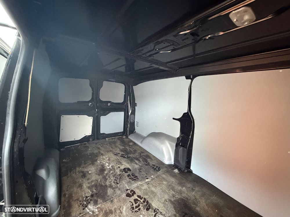 Citroën Jumpy 2.0 BlueHDi M Club Semi-Vidrado - 6