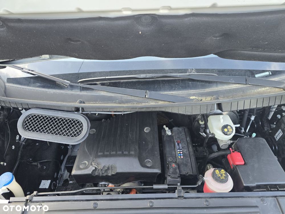 Maxus e-Deliver 9 L2 H2 - 26