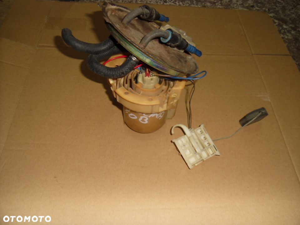 POMPKA POMPA PALIWA VECTRA B 2.0 16V - 1