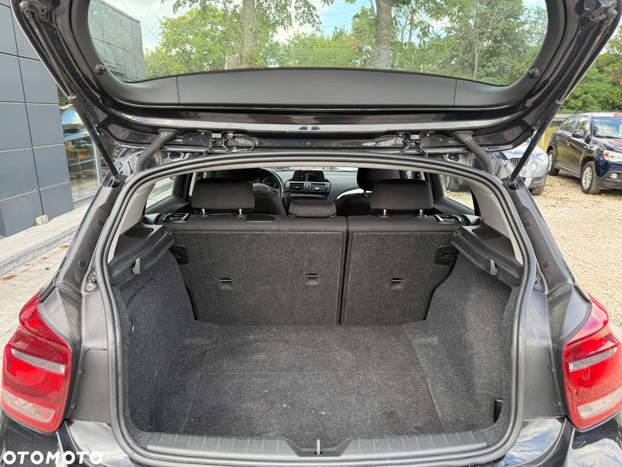 BMW Seria 1 114i - 30