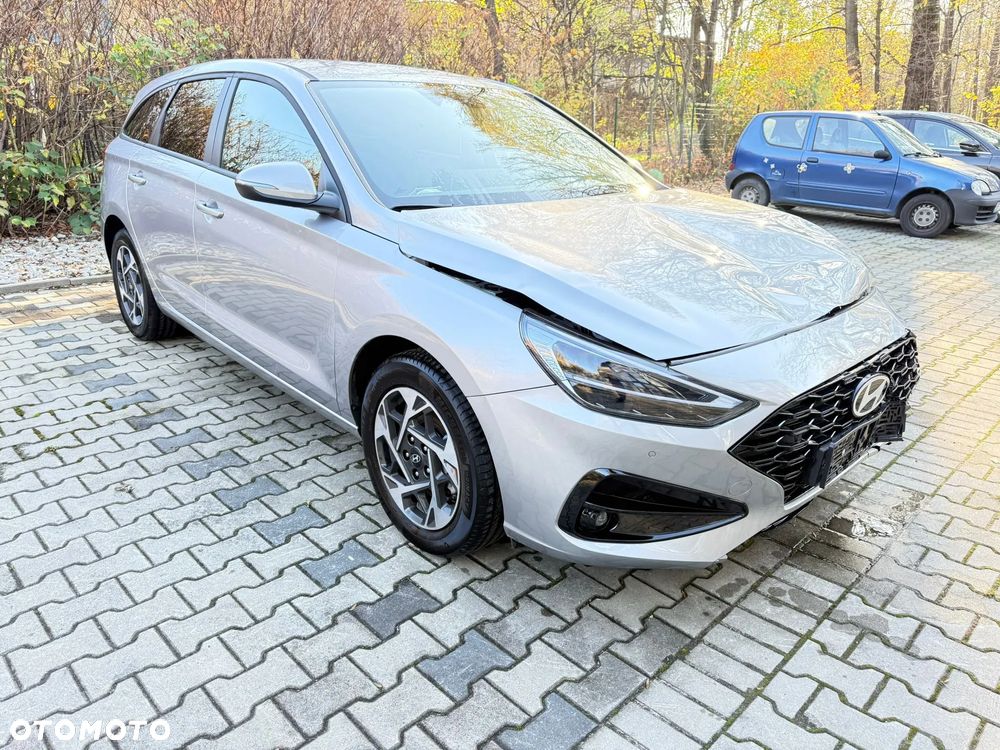 Hyundai i30 1.5 DPI Pure - 1