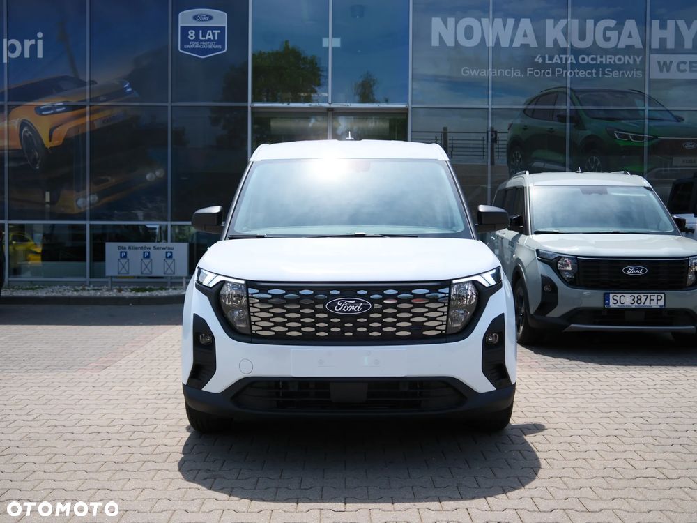 Ford E-Transit Courier - 10