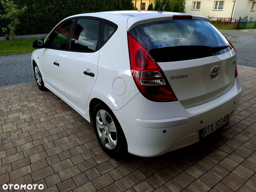 Hyundai i30 1.4 Classic + EU5 - 6