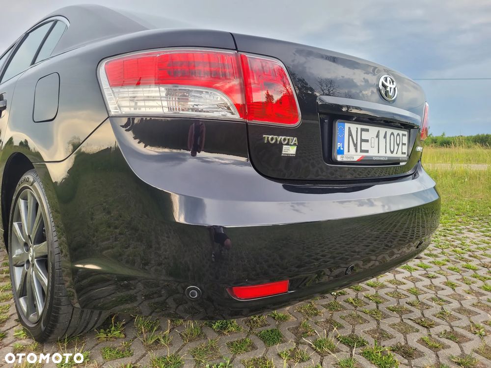 Toyota Avensis 2.0 Prestige NAVI MS - 6