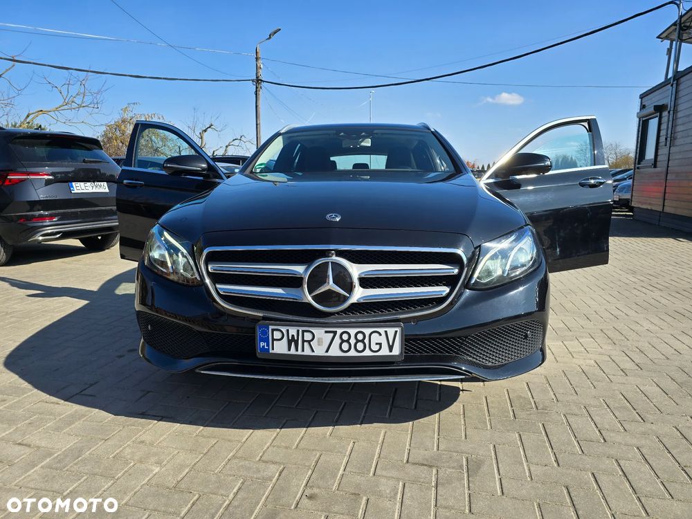 Mercedes-Benz Klasa E - 22